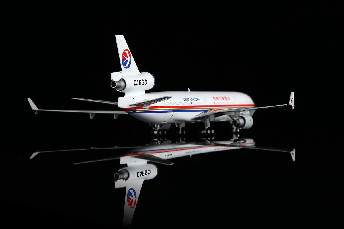 China Eastern Airlines McDonnell Douglas MD-11F B-2172 M111102C Interactive Series