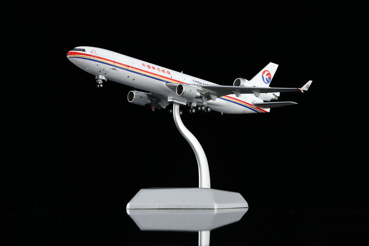 China Eastern Airlines McDonnell Douglas MD-11F B-2171 M111101C Interactive Series