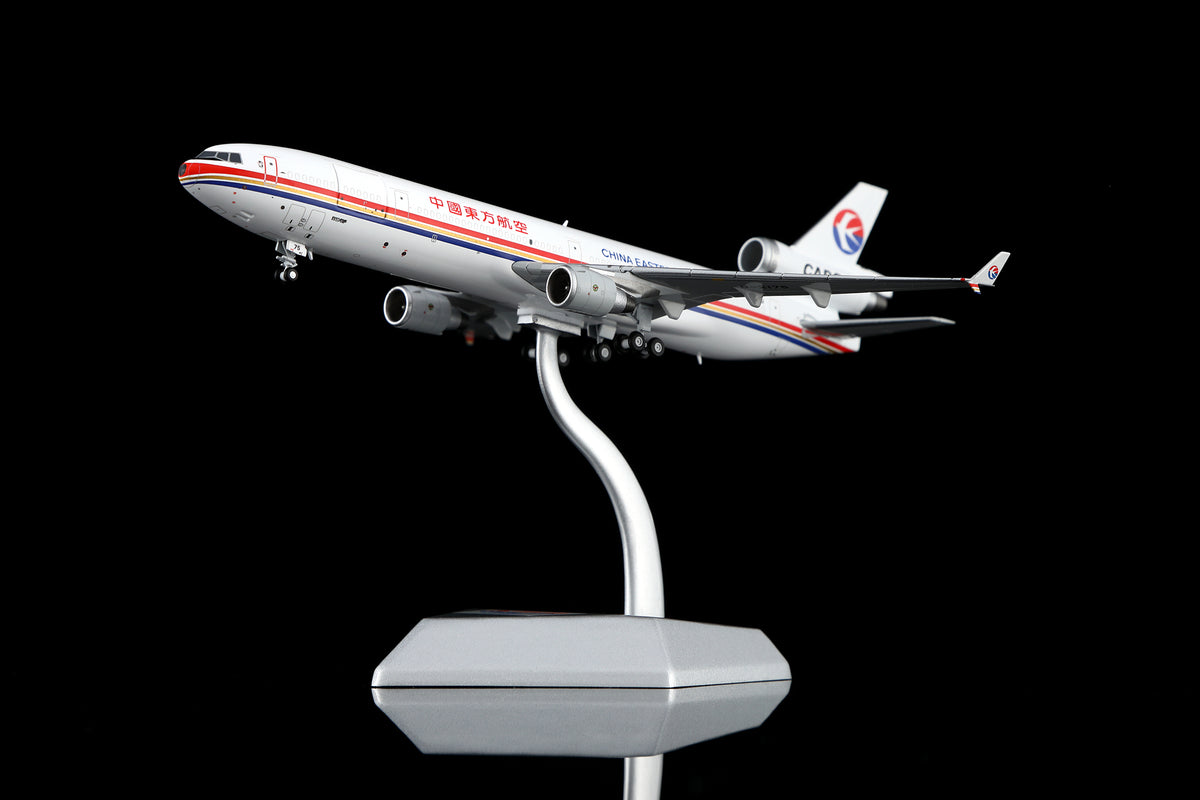 China Eastern Airlines McDonnell Douglas MD-11FB-2175 M111105C Interactive Series