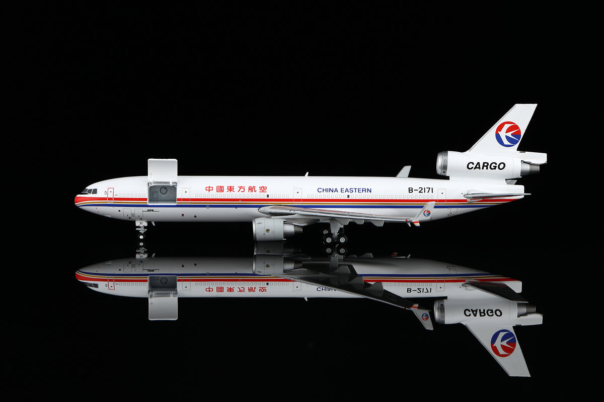 China Eastern Airlines McDonnell Douglas MD-11F B-2171 M111101C Interactive Series