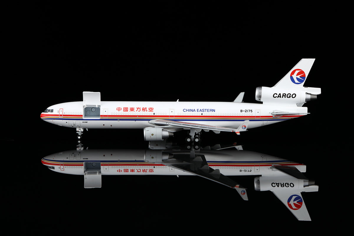 China Eastern Airlines McDonnell Douglas MD-11FB-2175 M111105C Interactive Series