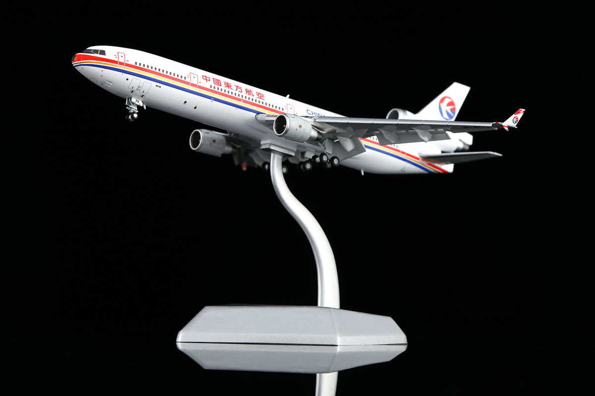 China Eastern Airlines McDonnell Douglas MD-11F B-2171 M101102F Flaps Down