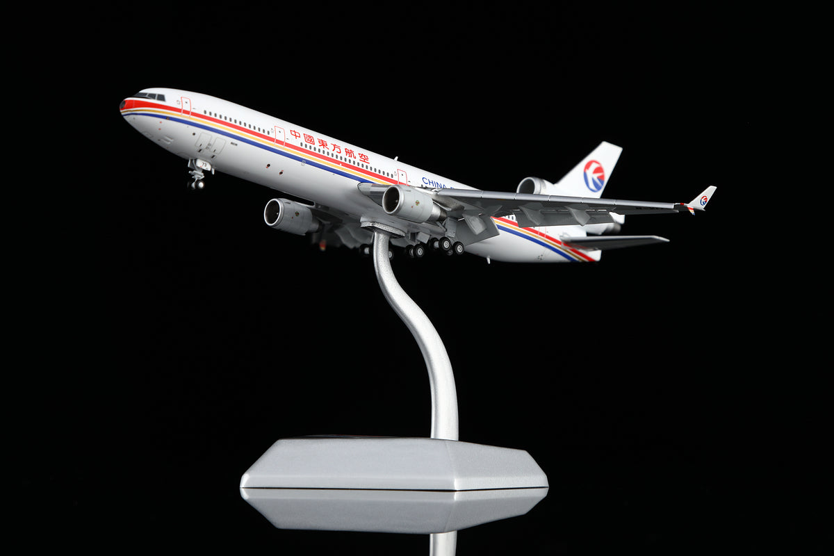 China Eastern Airlines McDonnell Douglas MD-11F B-2173 M101103F Flaps Down
