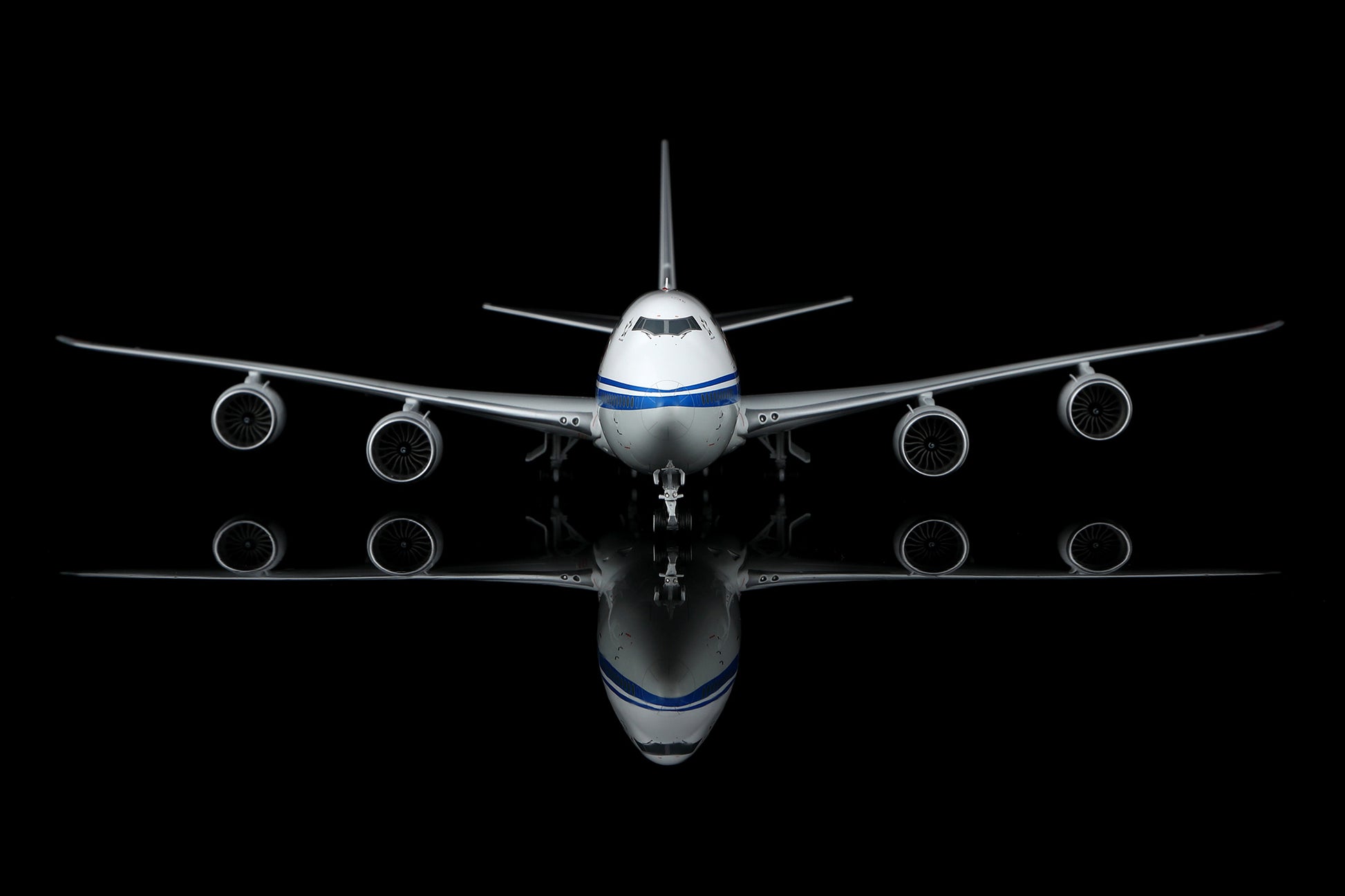 Air China B747-8 B-2481