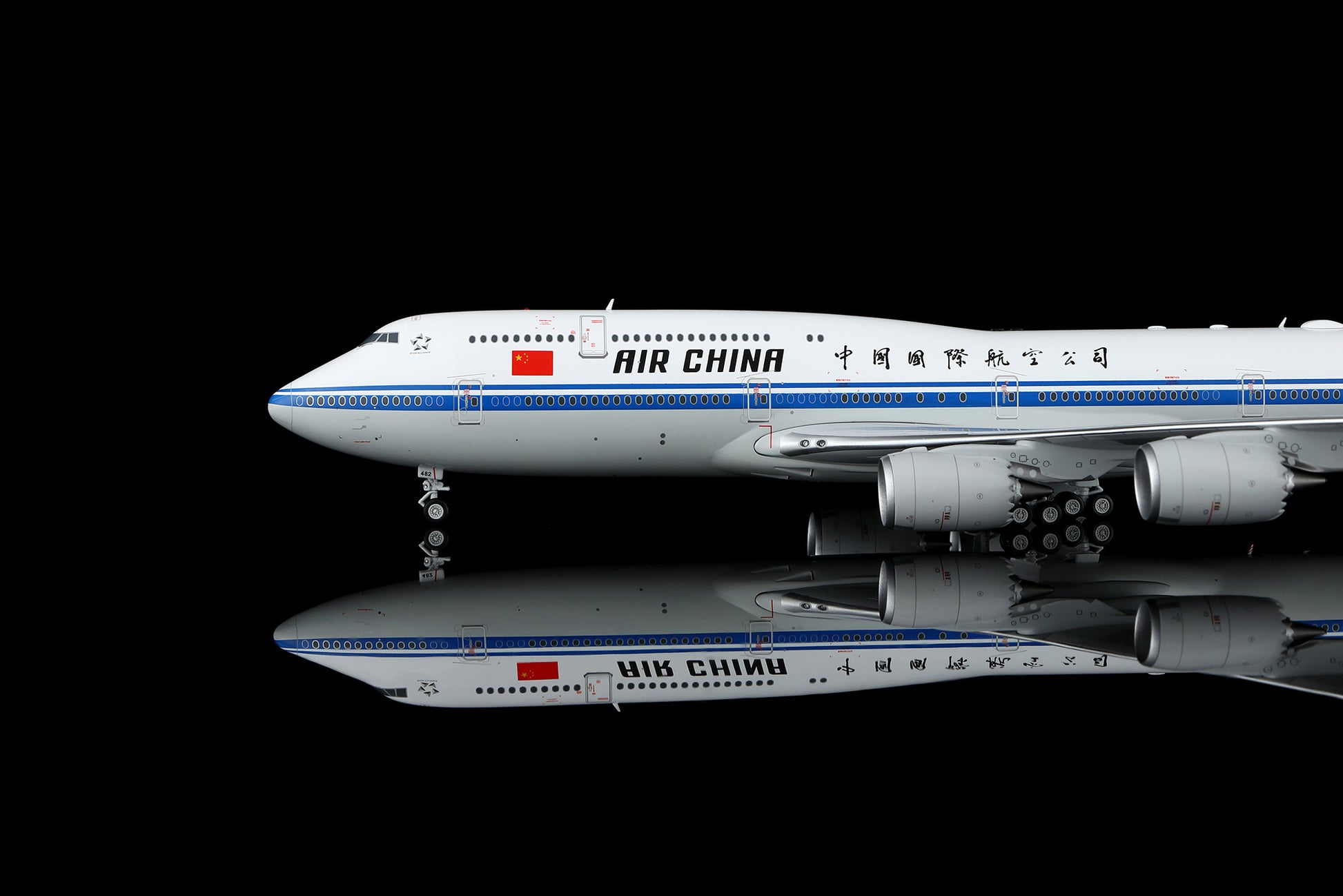 Air China B747-8 B-2482