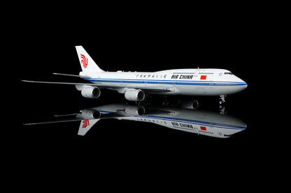 Air China B747-8 B-2482