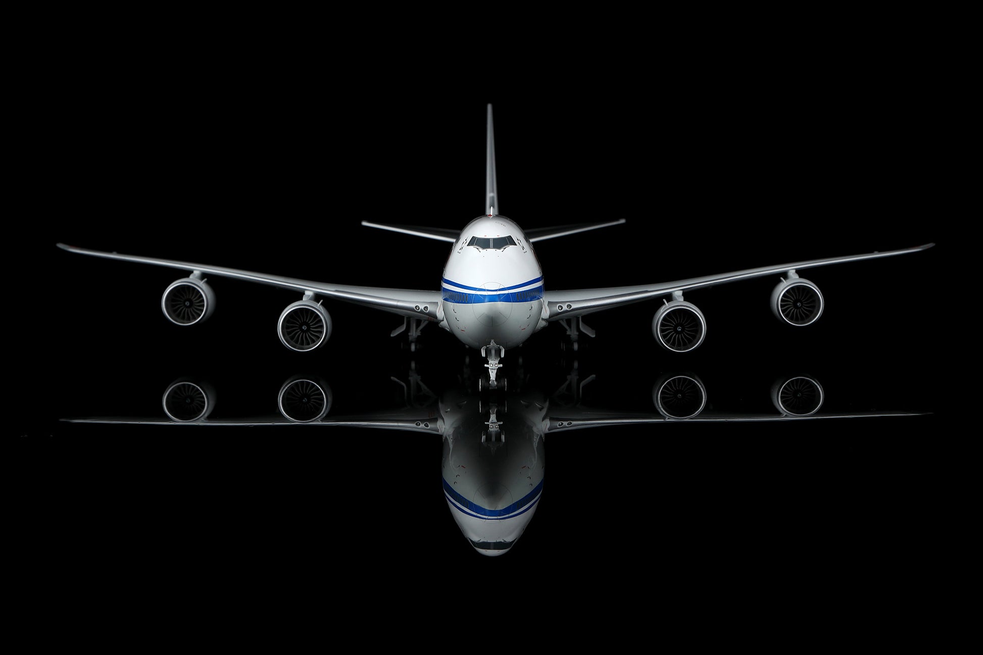 Air China B747-8 B-2482
