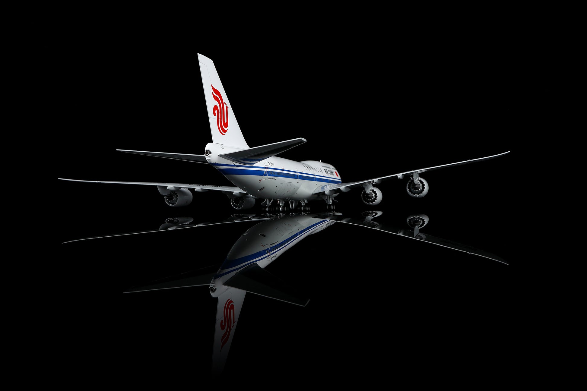 Air China B747-8 B-2480