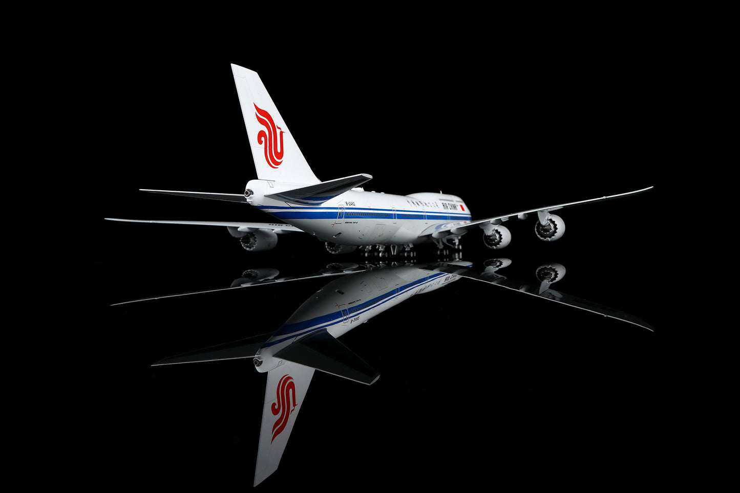 Air China B747-8 B-2482