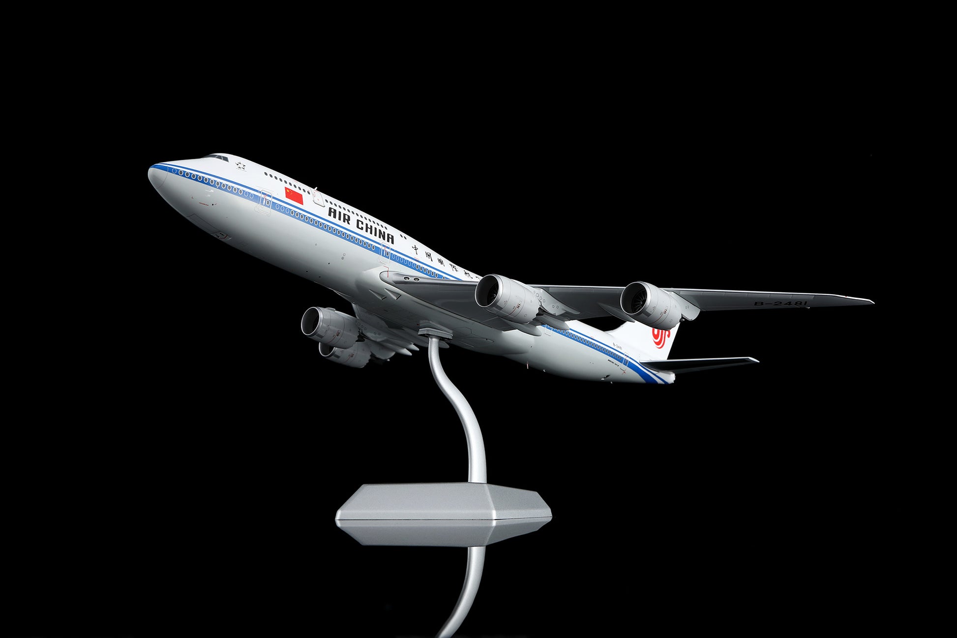 Air China B747-8 B-2481
