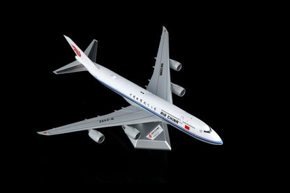 Air China B747-8 B-2482