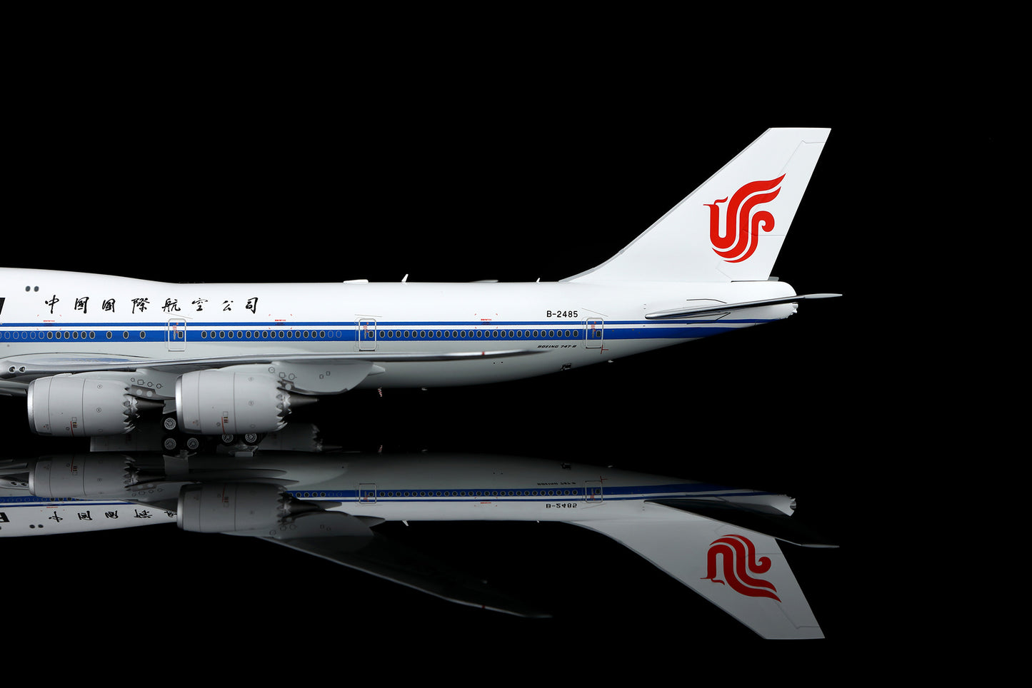 Air China B747-8 B-2485