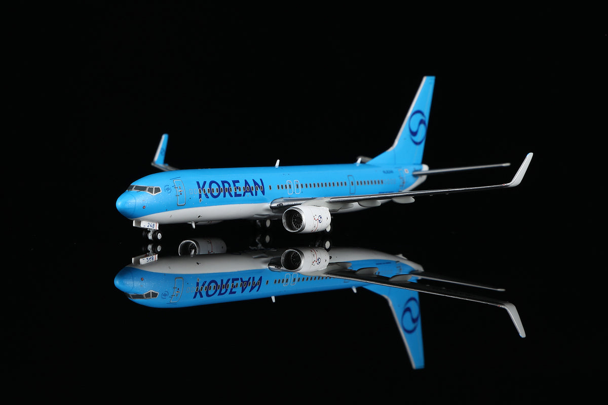 KOREAN Air "New Colors"B737-900 HL8248 B470401