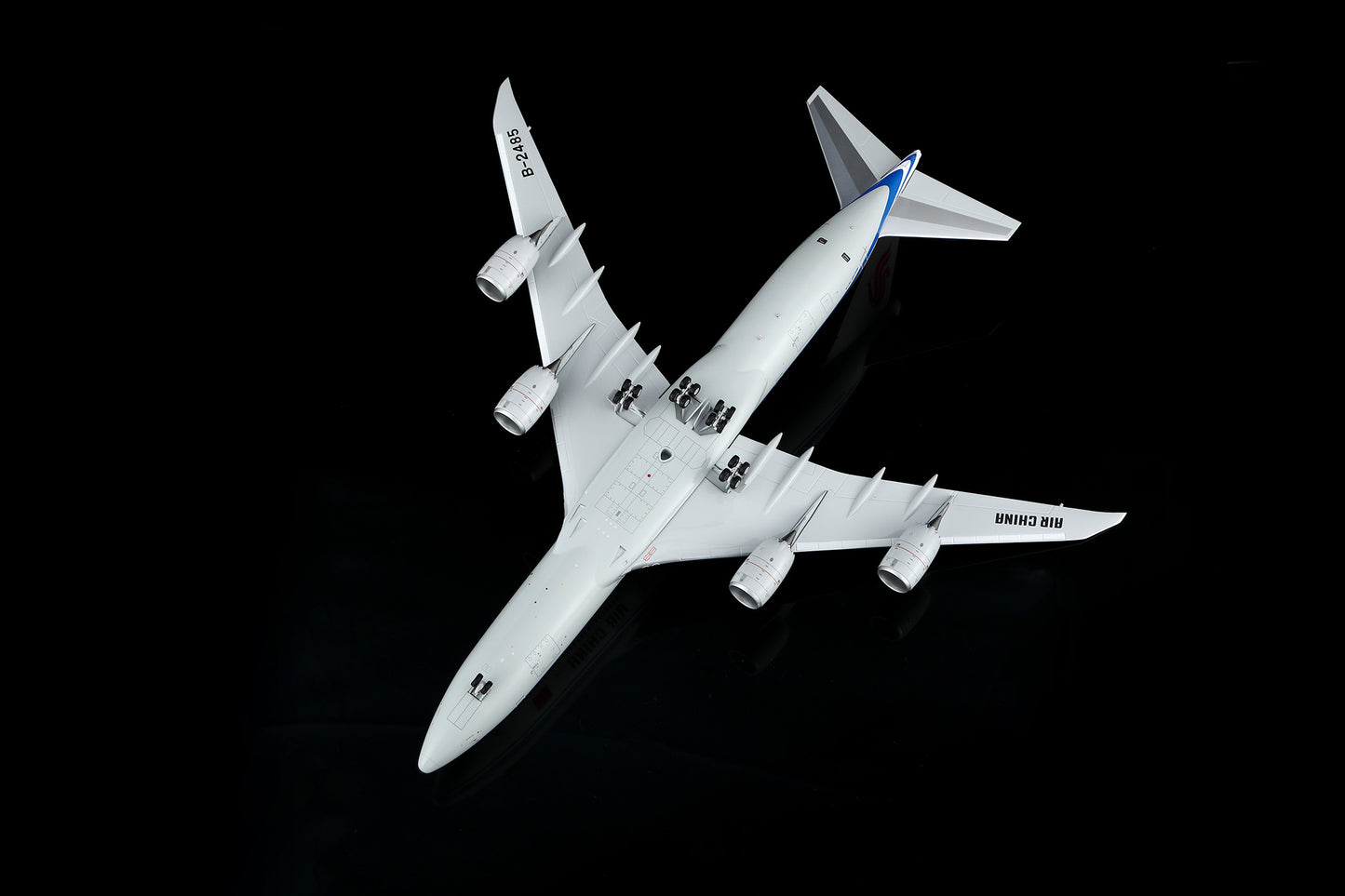 Air China B747-8 B-2485