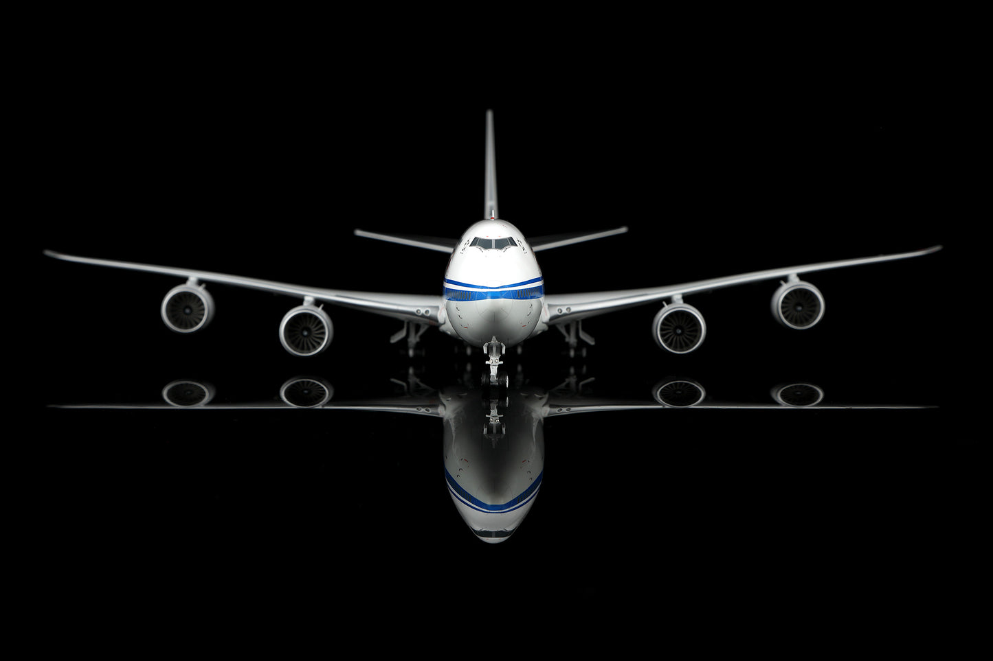 Air China B747-8 B-2487