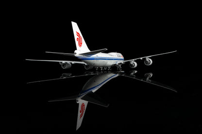 Air China B747-8 B-2486