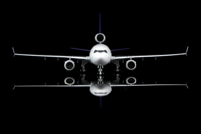 Thai Airways MD-11 HS-TMD Standard Version