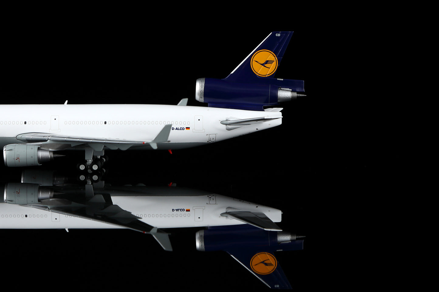 Lufthansa MD-11 D-ALCD Old Painting Standard Version