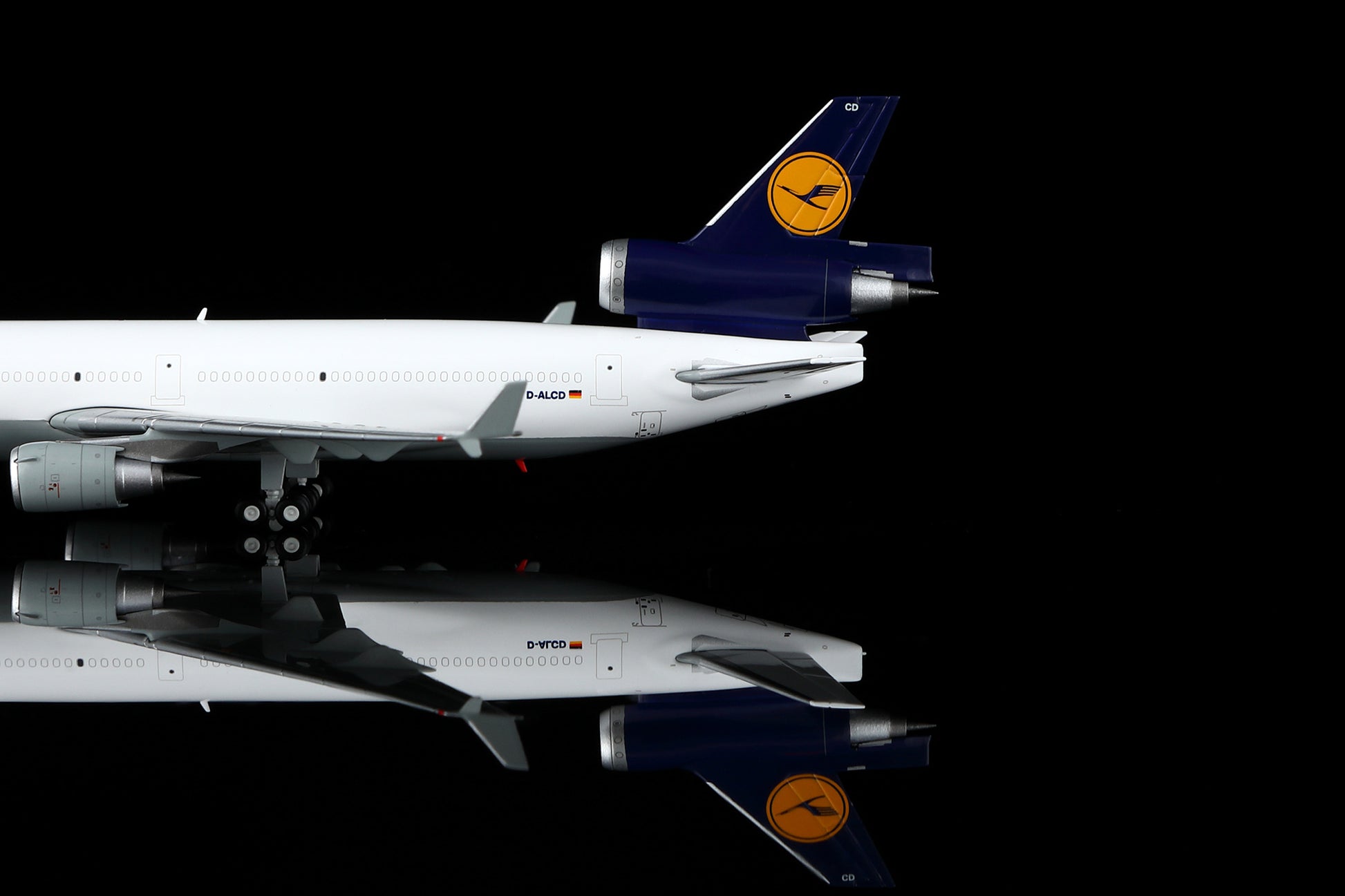 Lufthansa MD-11 D-ALCD Old Painting Standard Version