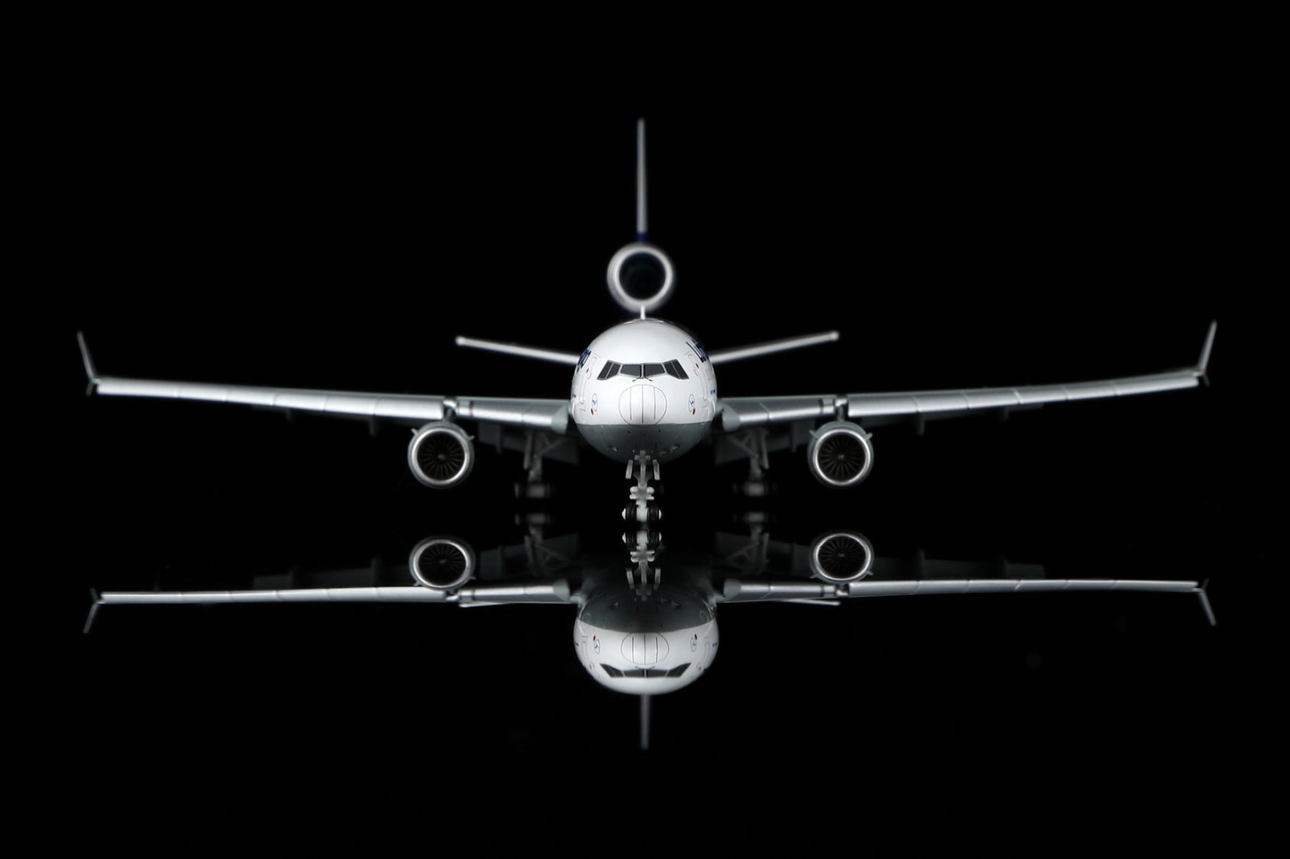 Lufthansa MD-11 D-ALCD Old Painting Flap-down