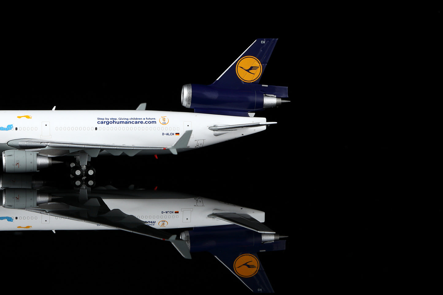 Lufthansa MD-11 D-ALCH Standard Version