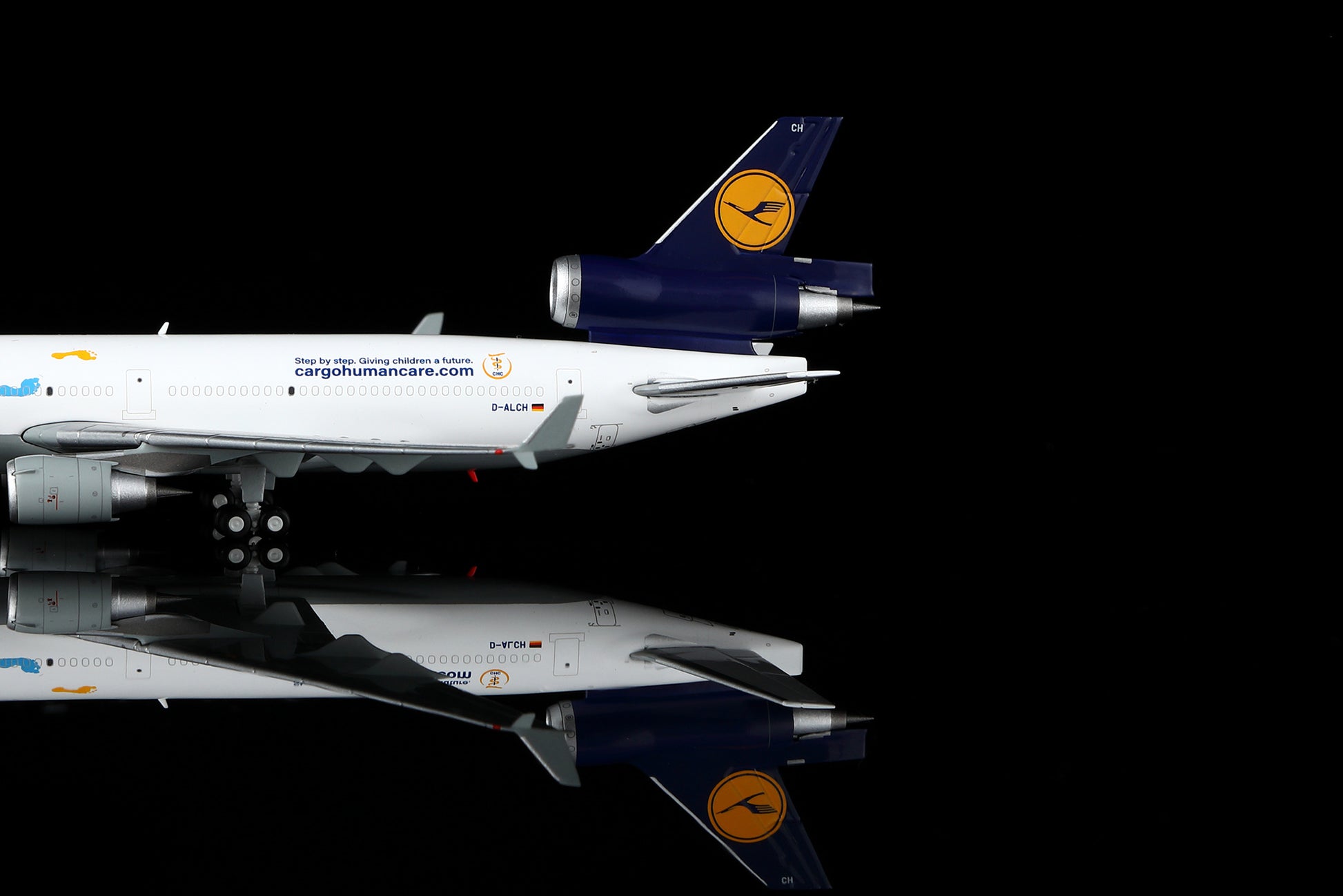 Lufthansa MD-11 D-ALCH Standard Version