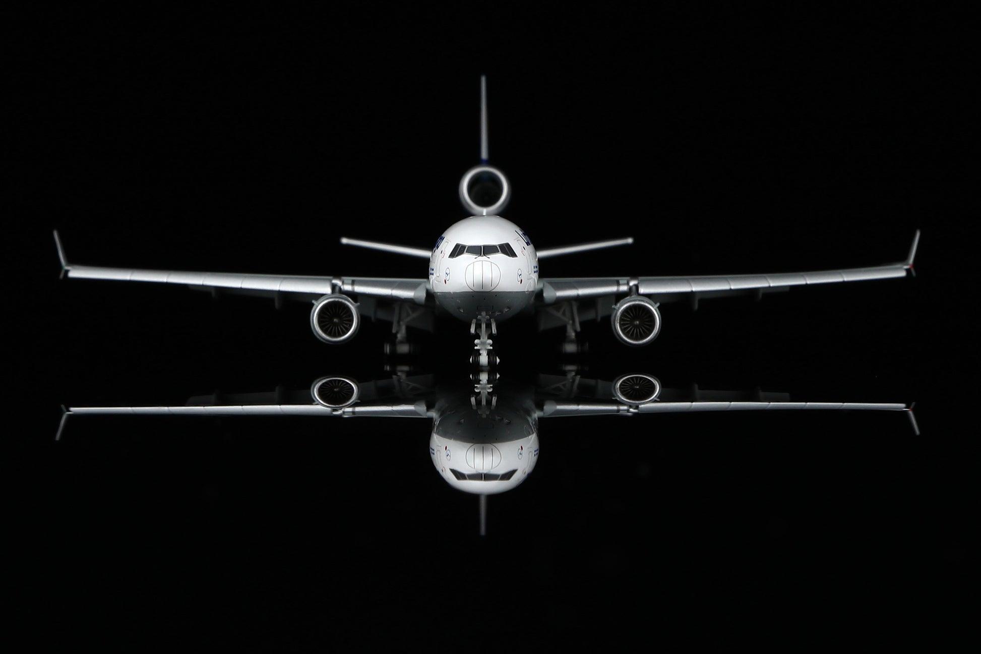 Lufthansa MD-11 D-ALCH Flap-down