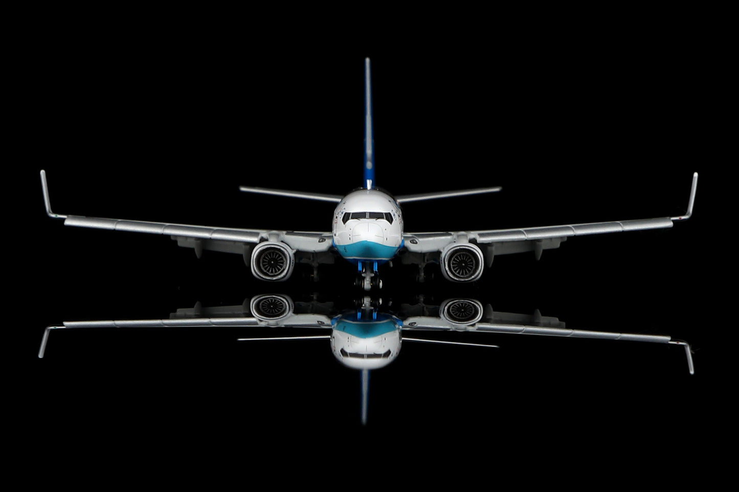 Xiamen Airlines Boeing 737-800 B-5688 Flap-down