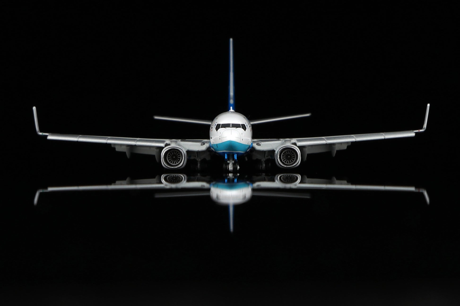 Xiamen Airlines Boeing 737-800 B-1287 Flap-down