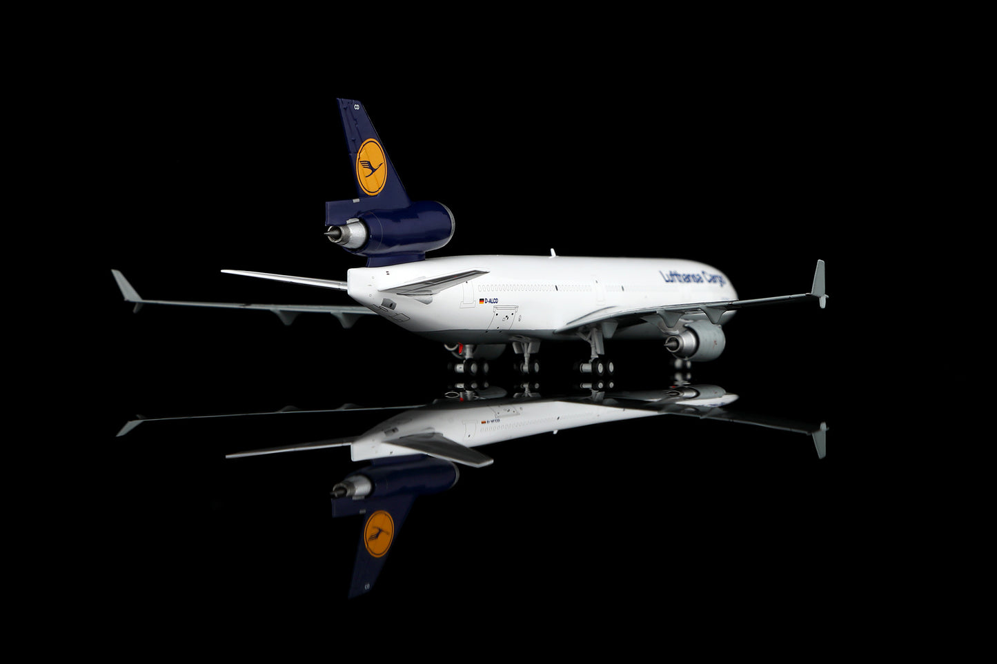 Lufthansa MD-11 D-ALCD Old Painting Standard Version