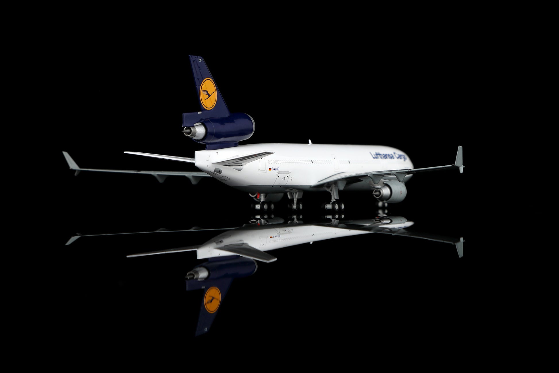 Lufthansa MD-11 D-ALCD Old Painting Standard Version