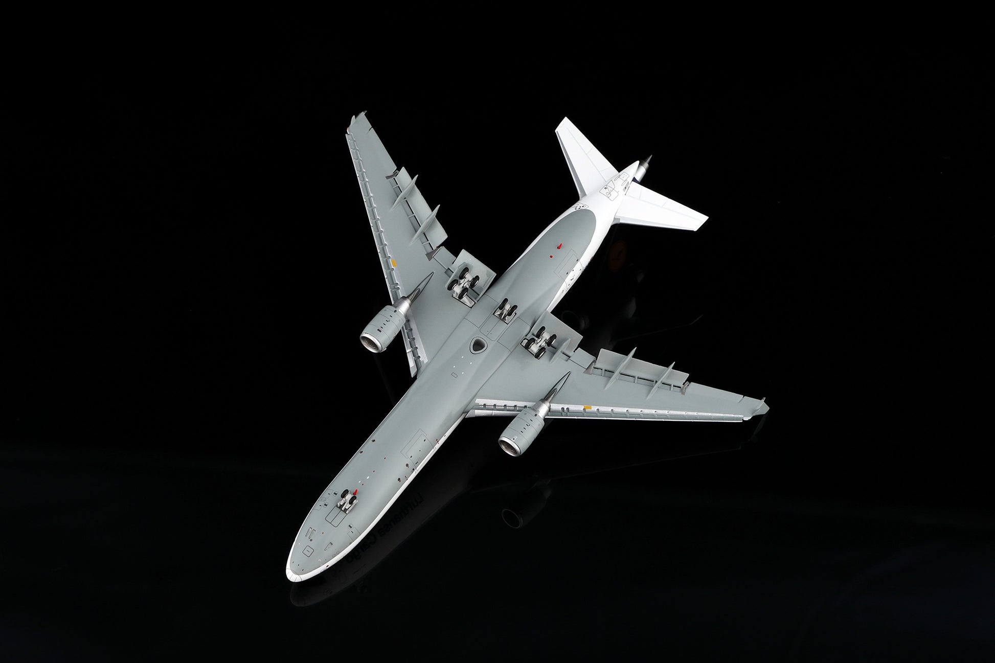 Lufthansa MD-11 D-ALCD Old Painting Flap-down