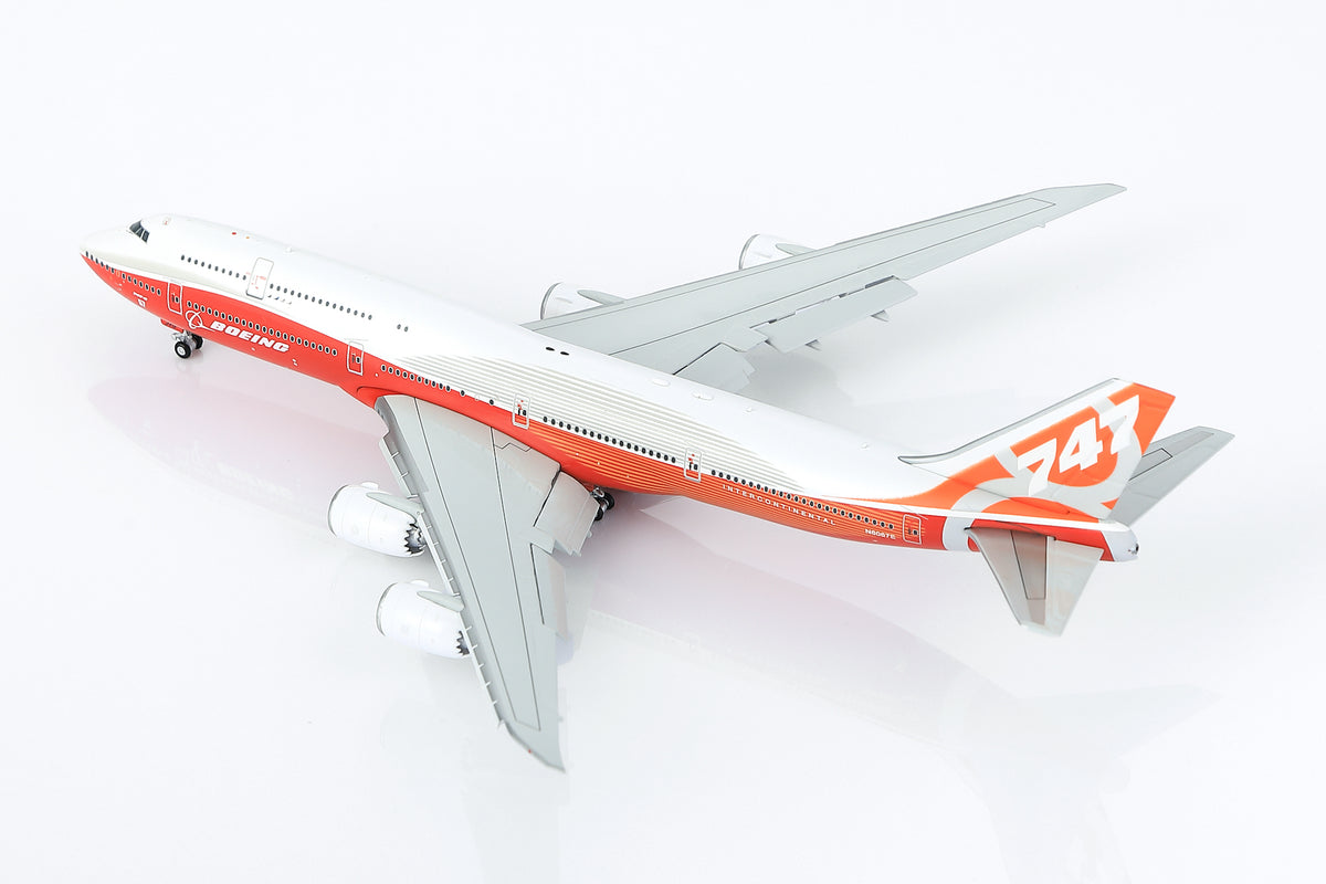 1/400 Boeing Company B747-8 Red "House livery" B631002