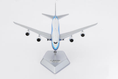 1/400 Boeing Company B747-8 Blue "House livery" B631001