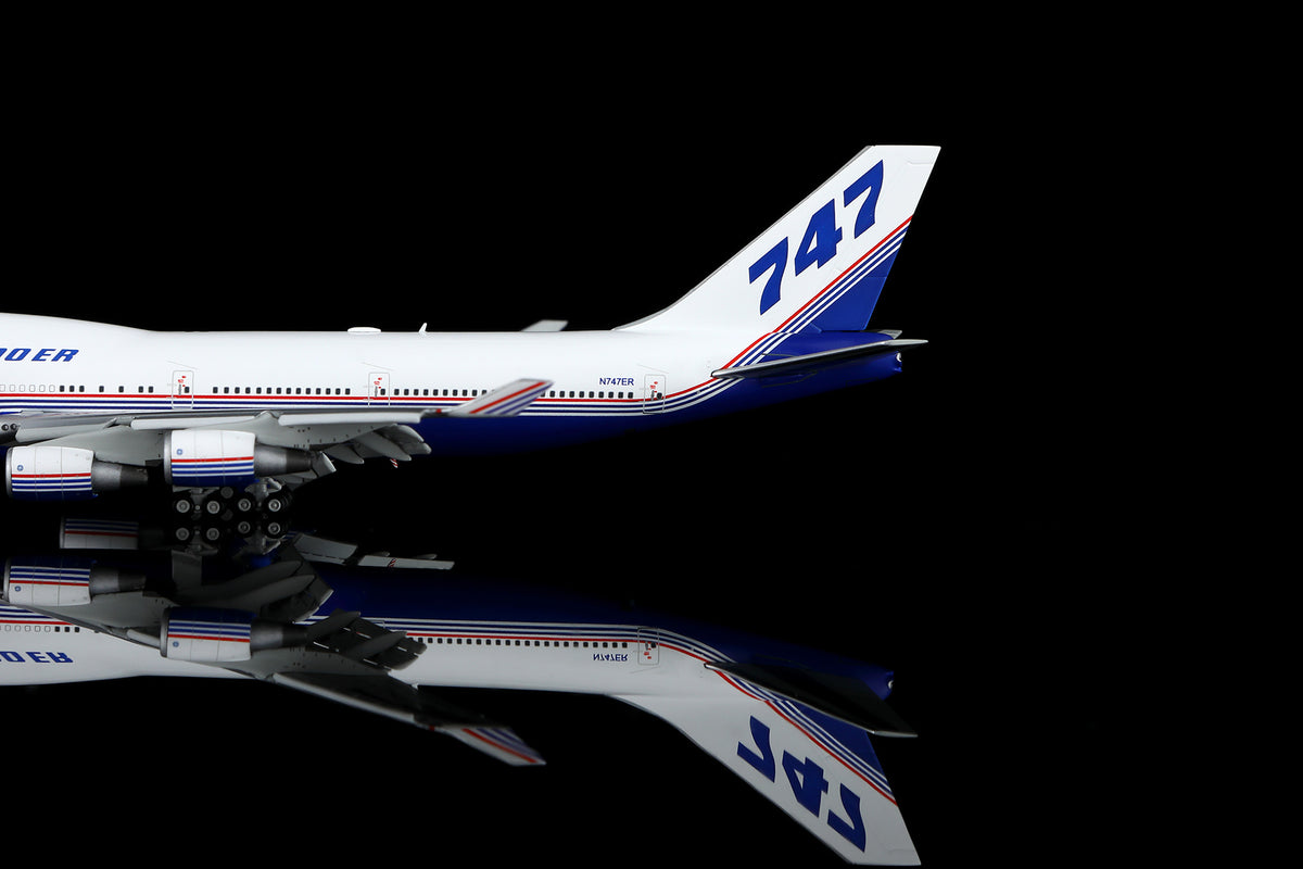 Boeing 747-400 Boeing Company N747ER B611601F Flaps Down