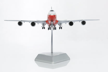 1/400 Boeing Company B747-8 Red "House livery" B631002