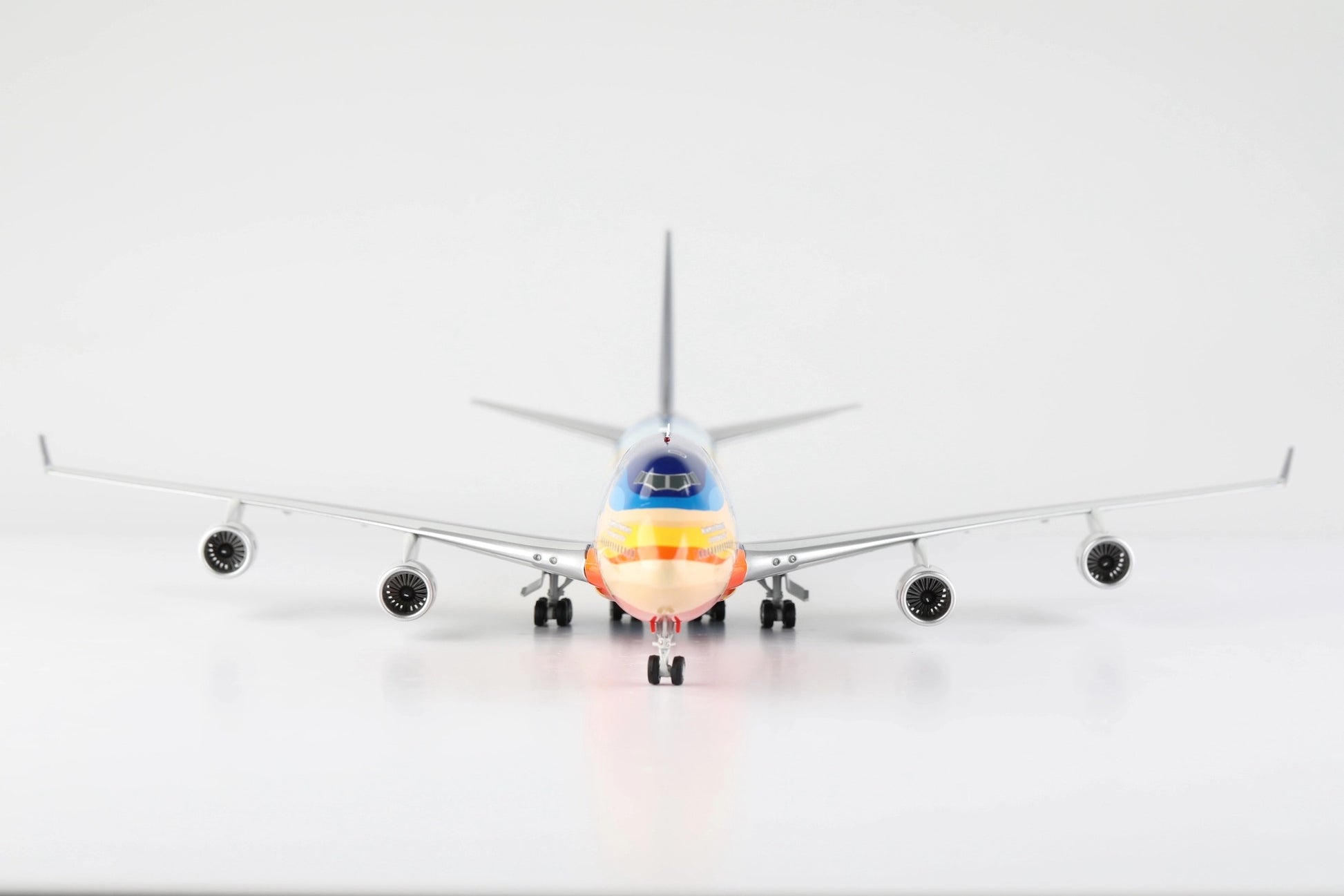Singapore Airlines B747-400 9V-SPL "Tropical"