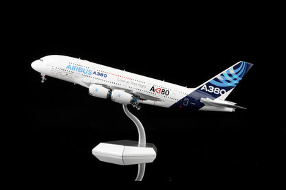 Airbus A380 F-WWDD House Color"Love at First Flight"