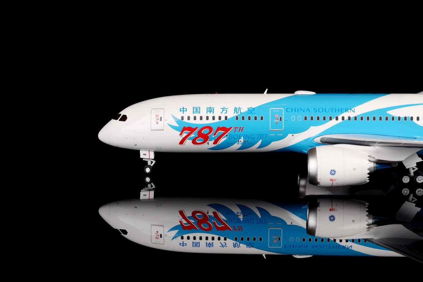 China Southern Airlines B787-9 B-1168 Boeing787-9 "787th"