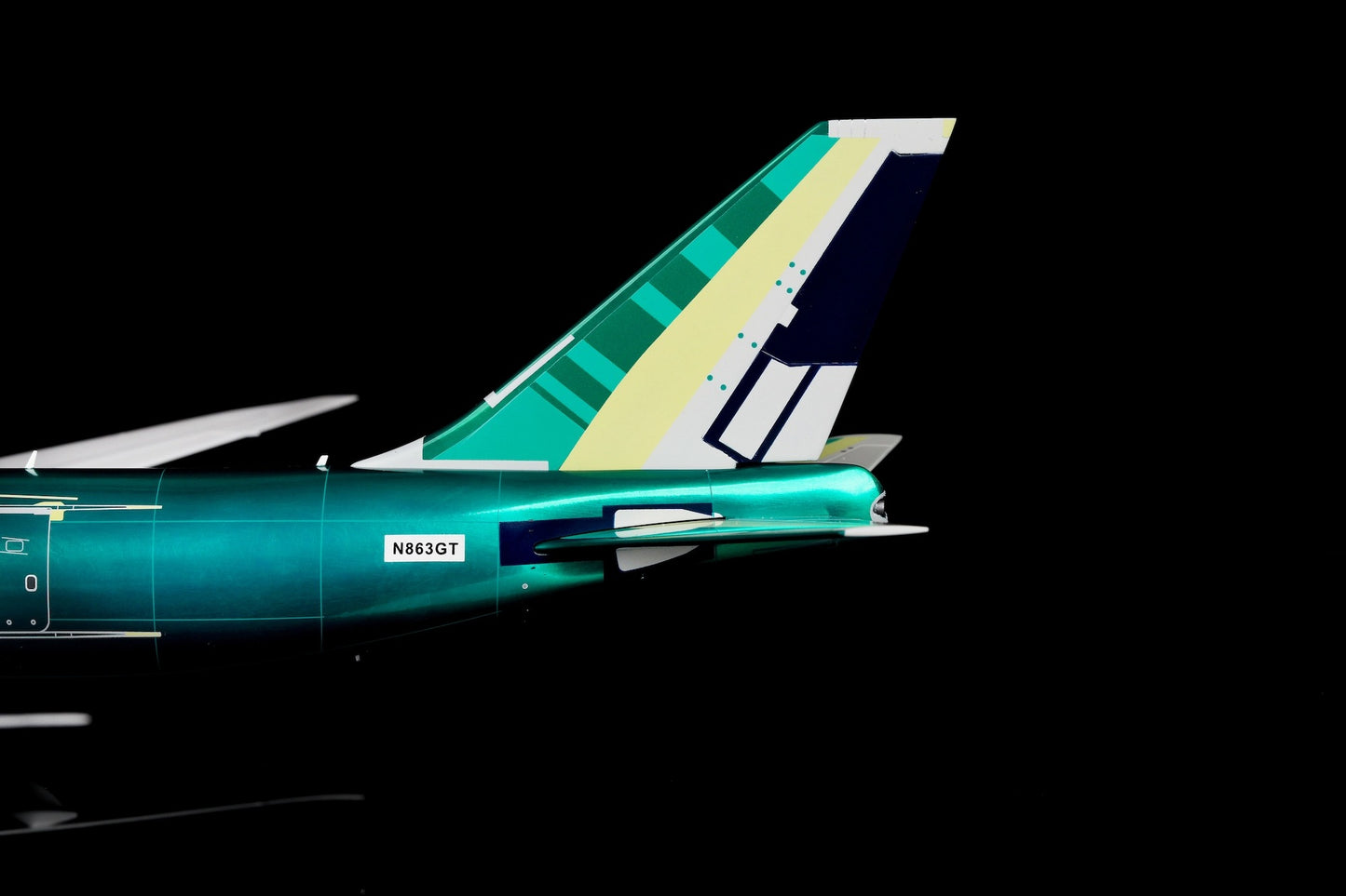 Atlas Air B747-8F N863GT Assembly Colors