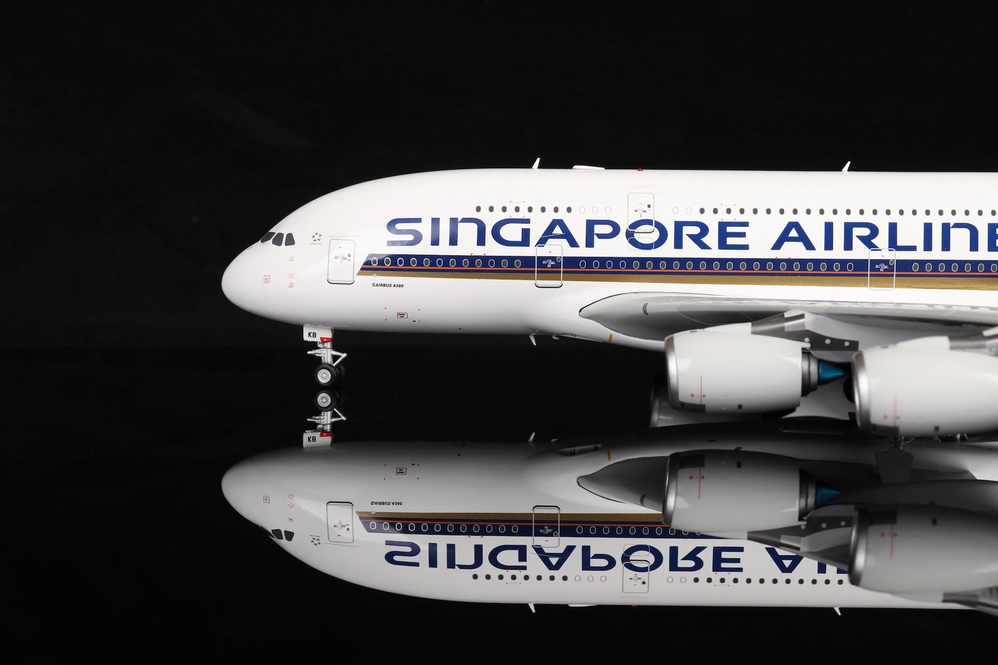 Singapore Airlines A380 9V-SKB