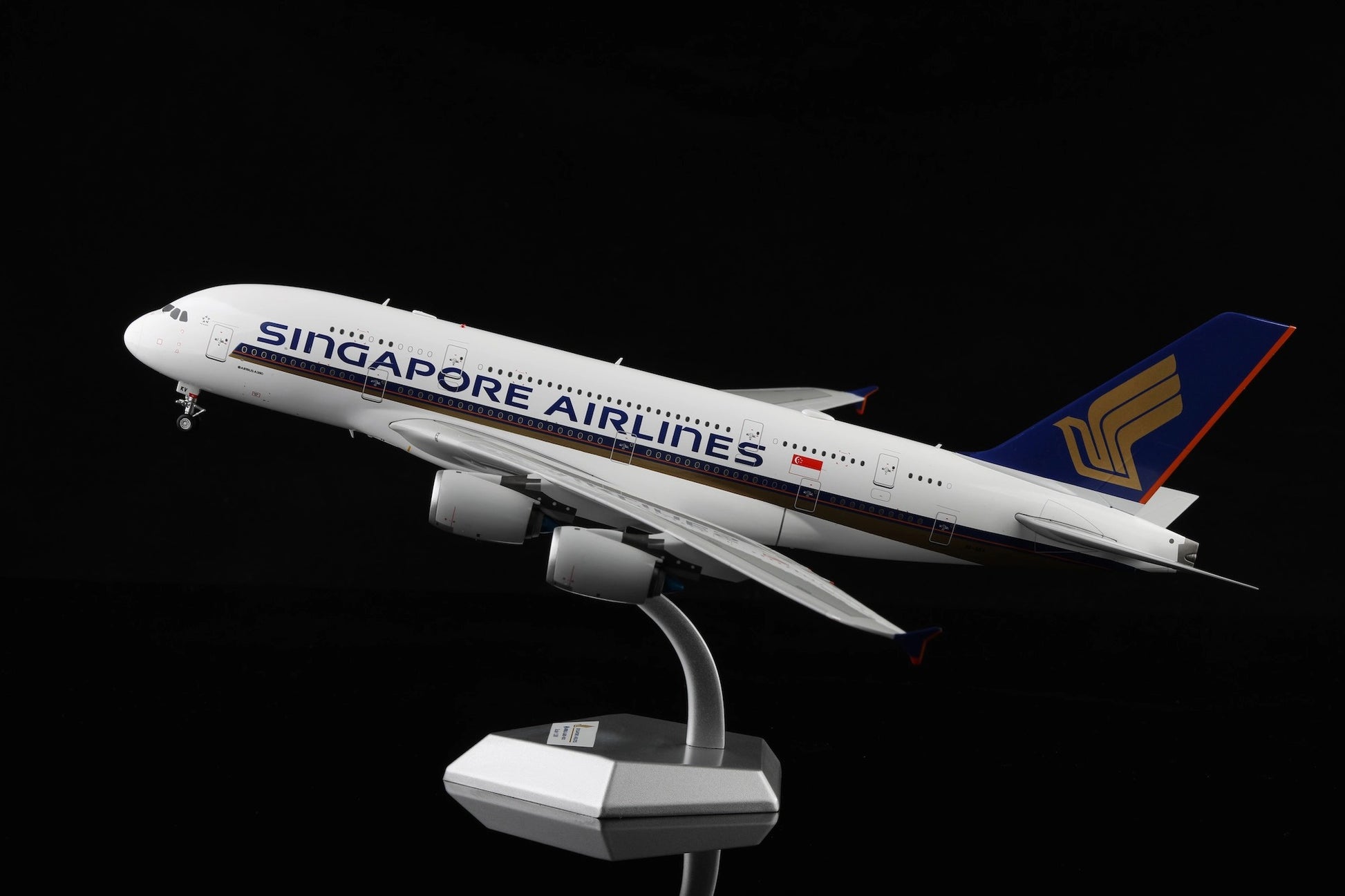 Singapore Airlines A380 9V-SKV