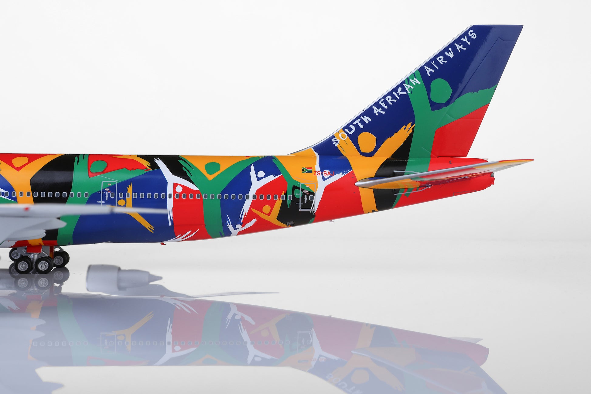 South African Airways B747-300 ZS-SAJ "Ndizani"