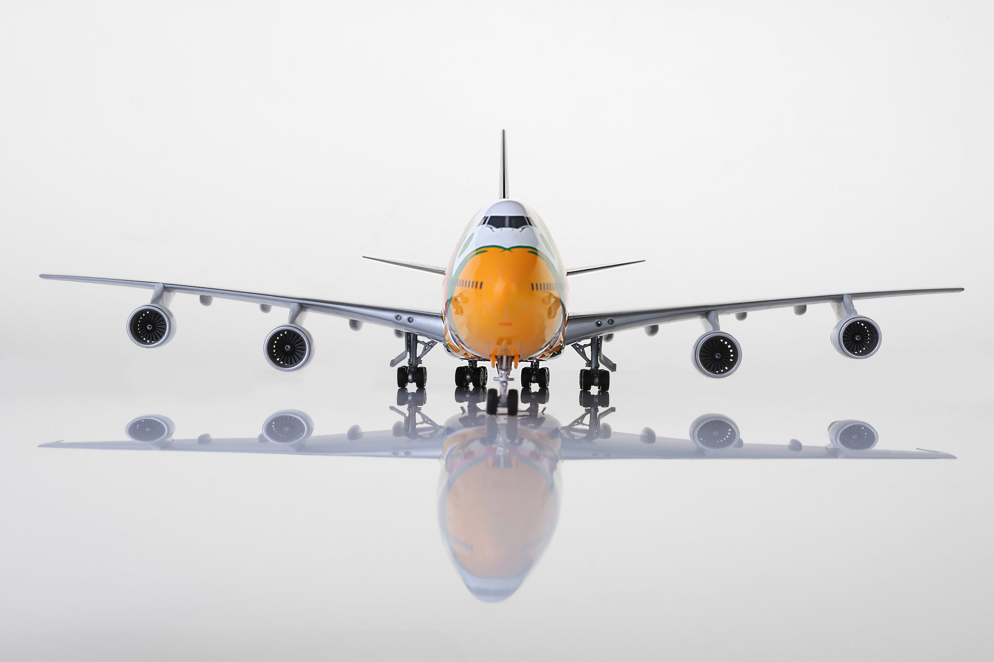 South African Airways B747-300 ZS-SAJ "Ndizani"