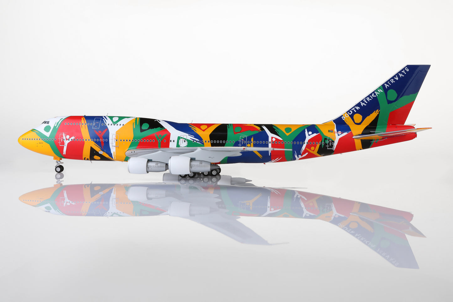 South African Airways B747-300 ZS-SAJ "Ndizani"