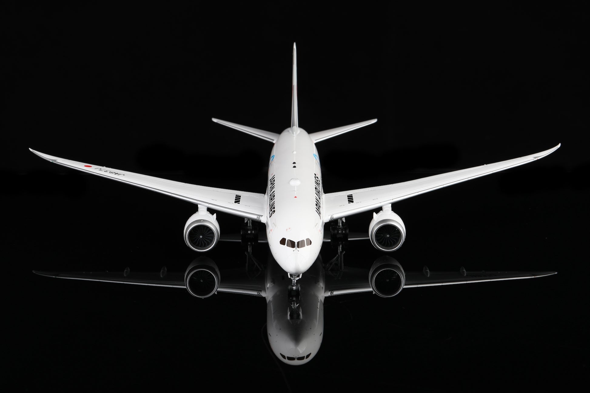 Japan Airlines B787-8 JA837J "Doraemon" product image