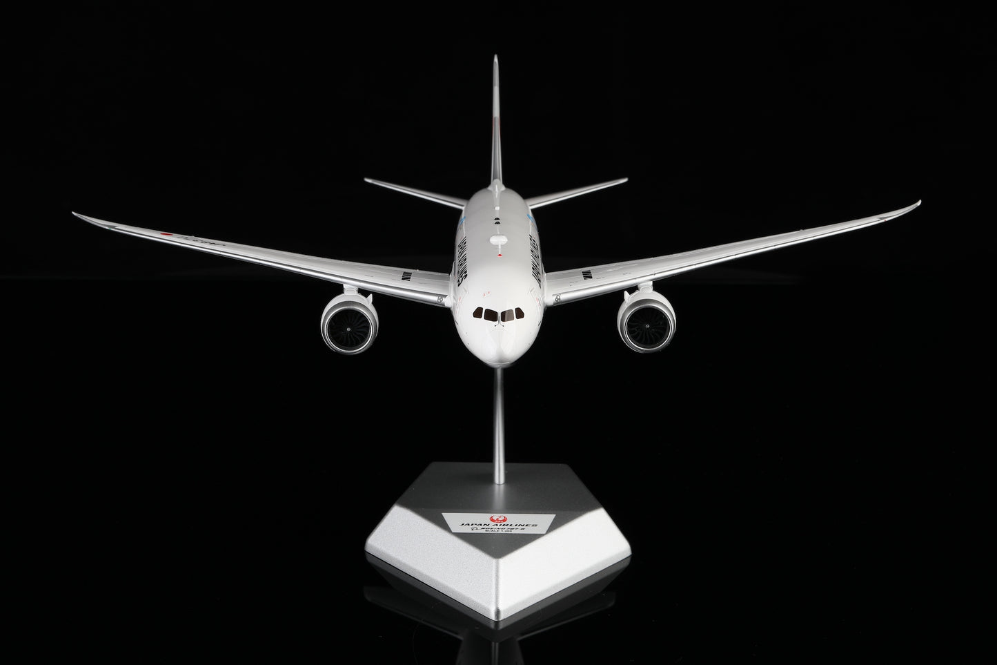 Japan Airlines B787-8 JA837J "Doraemon" product image