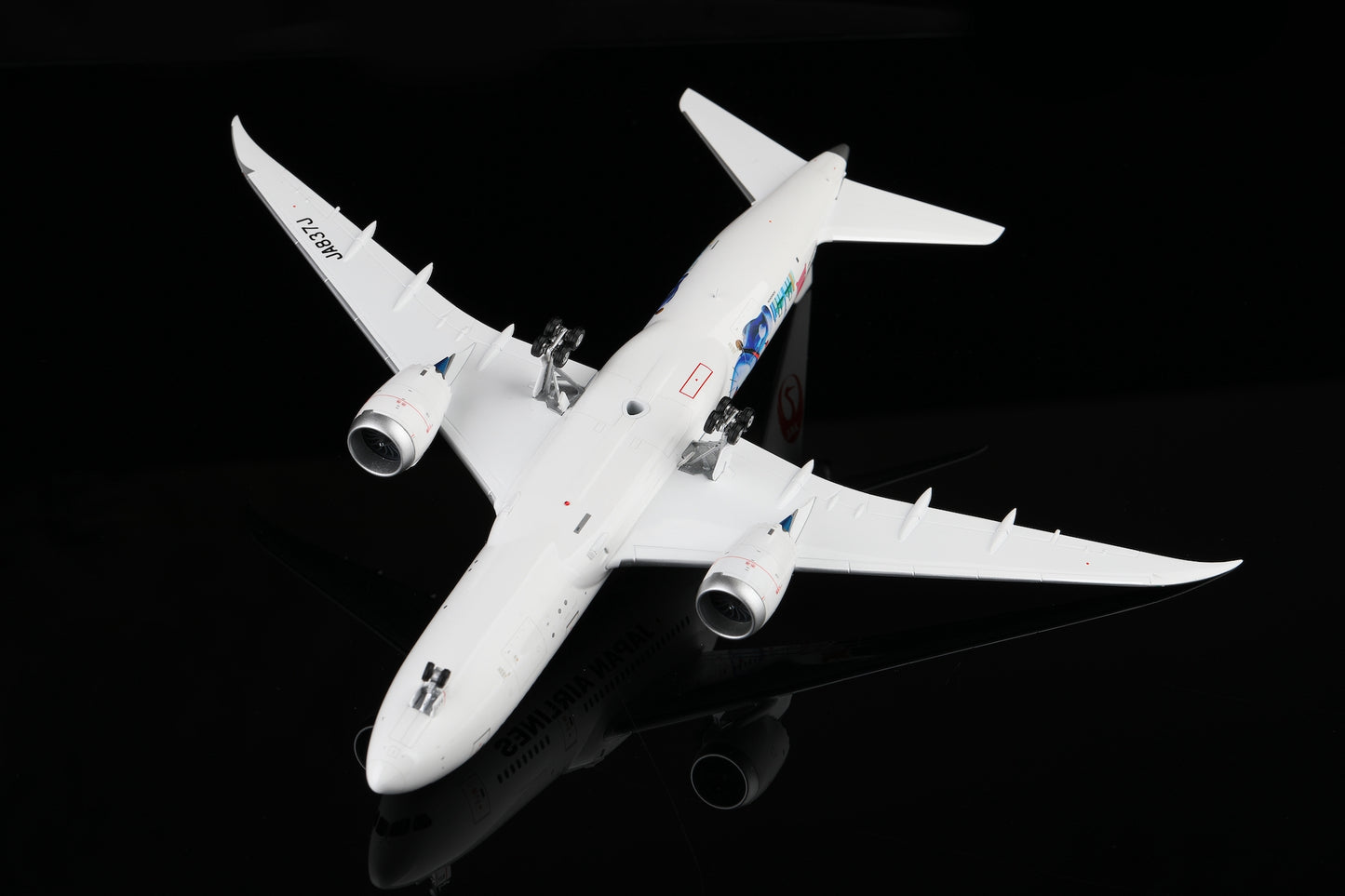 Japan Airlines B787-8 JA837J "Doraemon" product image