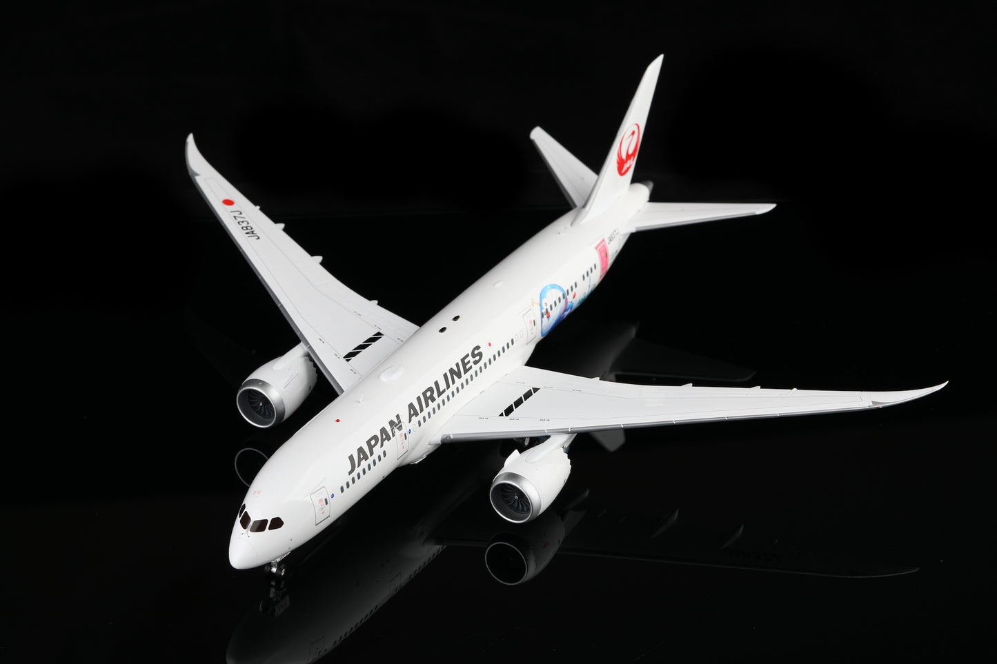 Japan Airlines B787-8 JA837J "Doraemon" product image
