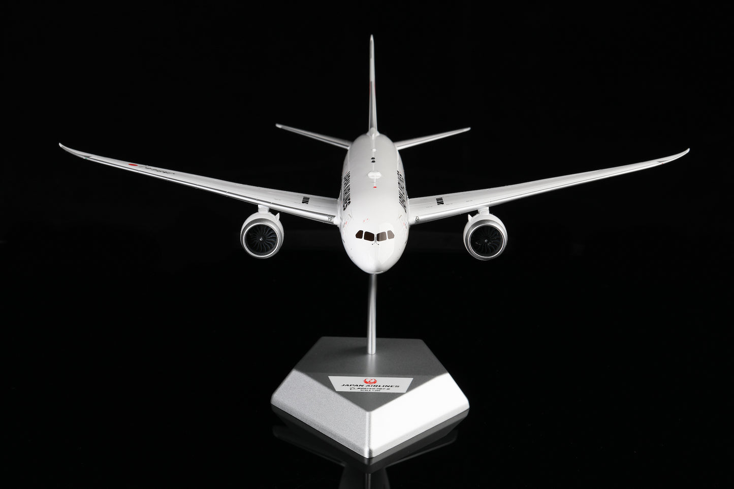 Japan Airlines B787-8 JA844J product image